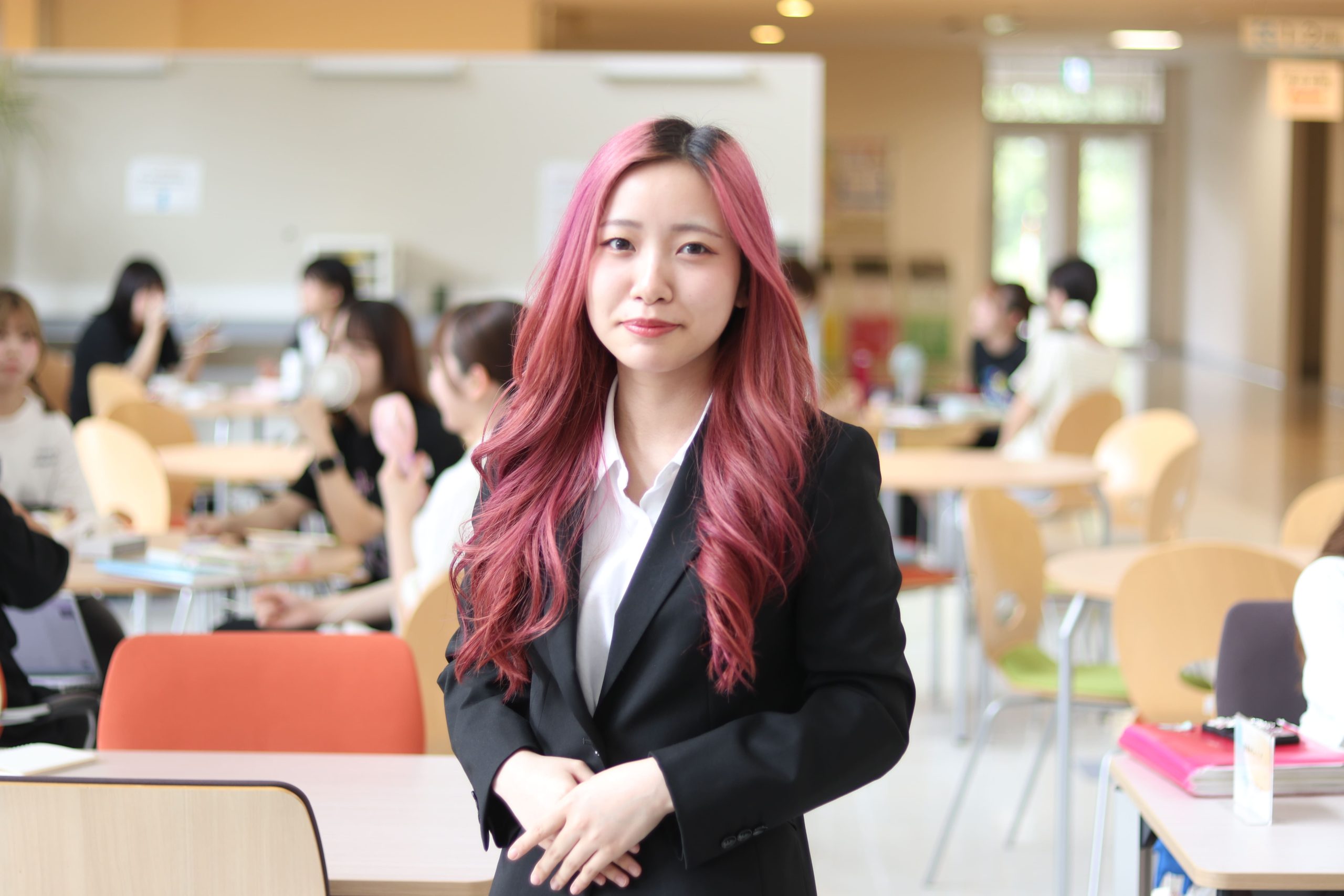 「高校の頃には想像もできない挑戦ができているのは三浦先生のおかげ」田中 千夢来さんが小樽桜陽高校　三浦先生を訪問